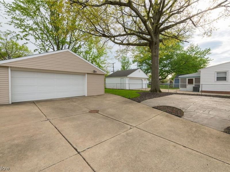 30414 Mildred Drive, Willowick, OH 44095 Photo 41