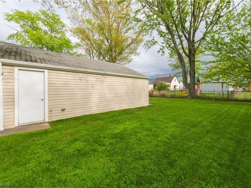 30414 Mildred Drive, Willowick, OH 44095 Photo 42