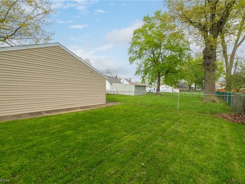 30414 Mildred Drive, Willowick, OH 44095 Photo 44