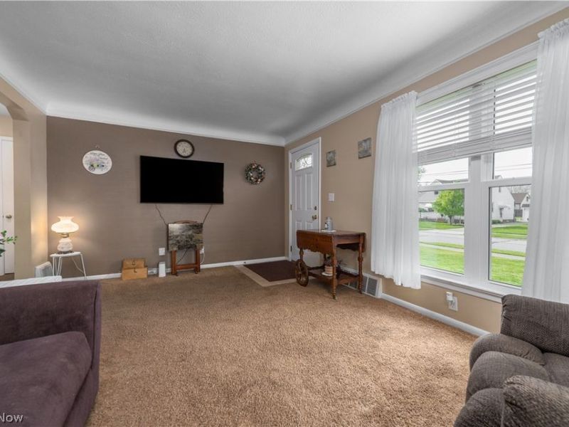 30414 Mildred Drive, Willowick, OH 44095 Photo 7