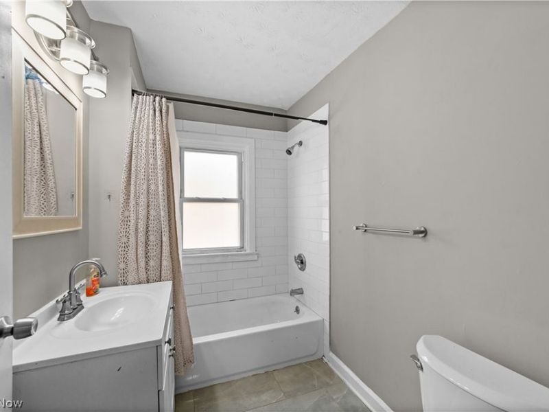 1335 West Boulevard, Cleveland, OH 44102 Photo 17