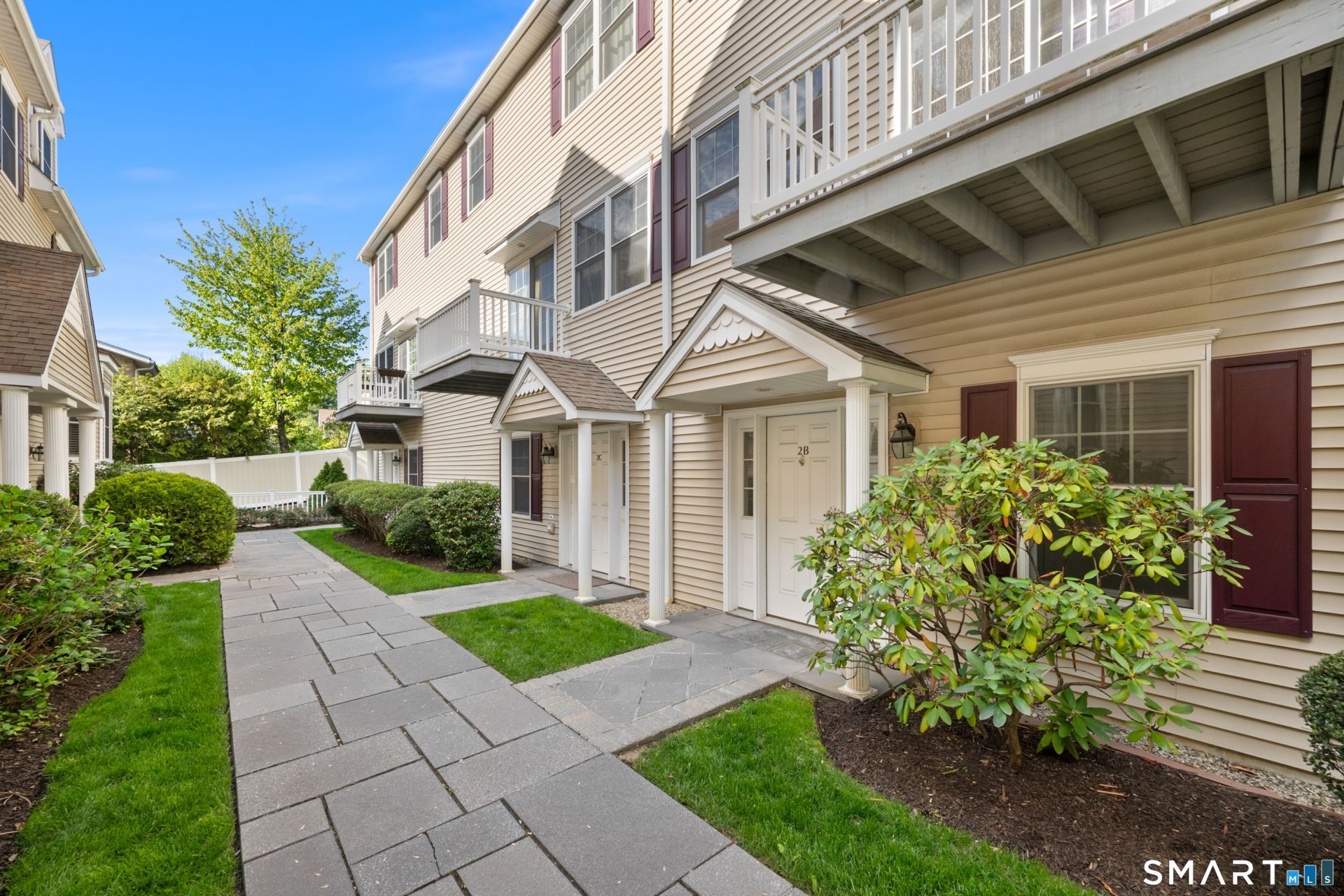 160 Glenbrook, Unit 2B, Stamford, CT 06902 Main Photo