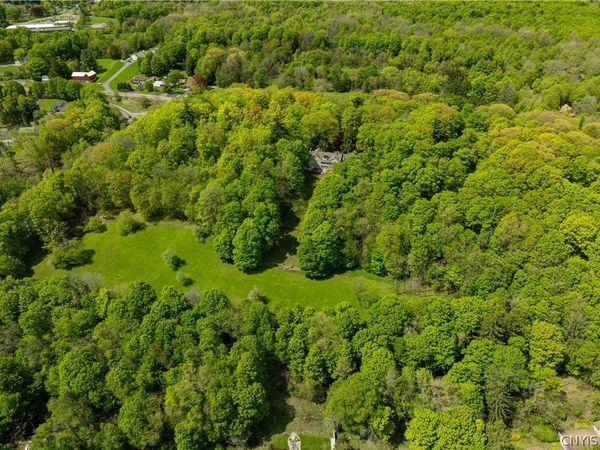 5272 Onondaga Road, Camillus, NY 13031