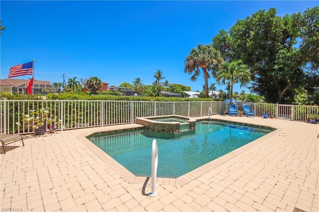1066 Bailey Rd, Sanibel, FL 33957 Photo