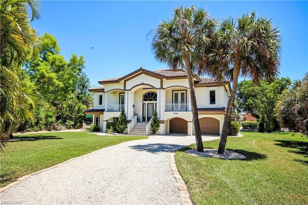 1066 Bailey Rd, Sanibel, FL 33957 Photo
