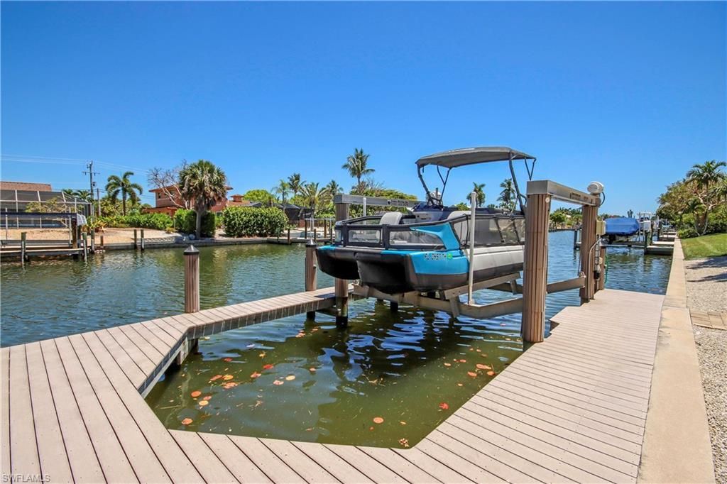 1066 Bailey Rd, Sanibel, FL 33957 Photo