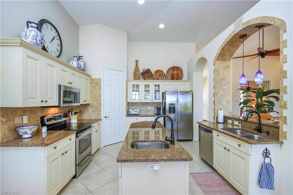 1066 Bailey Rd, Sanibel, FL 33957 Photo