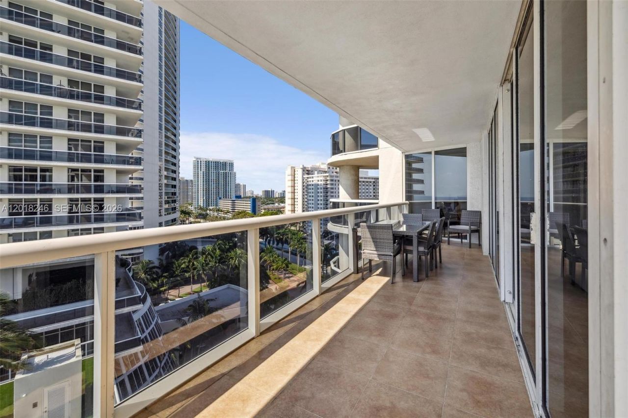 1800 S Ocean Dr , Unit 1005, Hallandale Beach, FL 33009 Photo