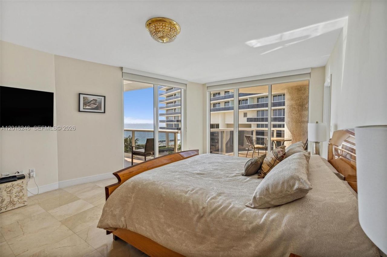 1800 S Ocean Dr , Unit 1005, Hallandale Beach, FL 33009 Photo