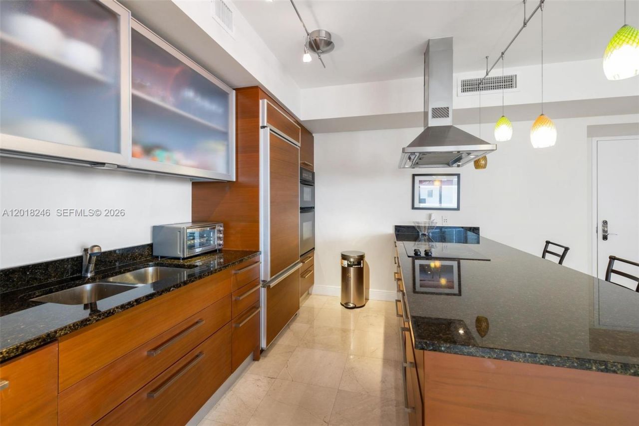 1800 S Ocean Dr , Unit 1005, Hallandale Beach, FL 33009 Photo