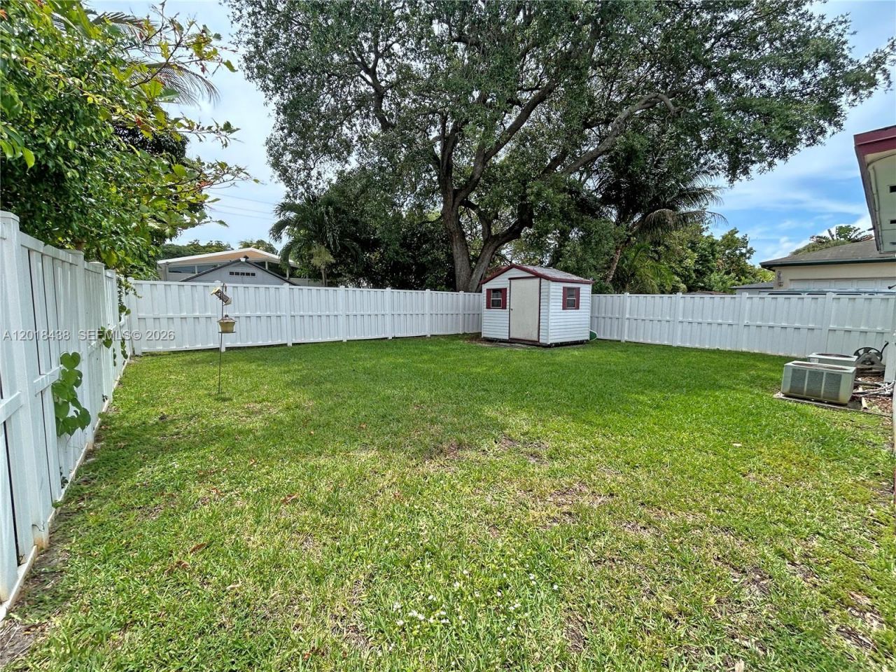 125 SW 3rd Ave, Hallandale Beach, FL 33009 Photo