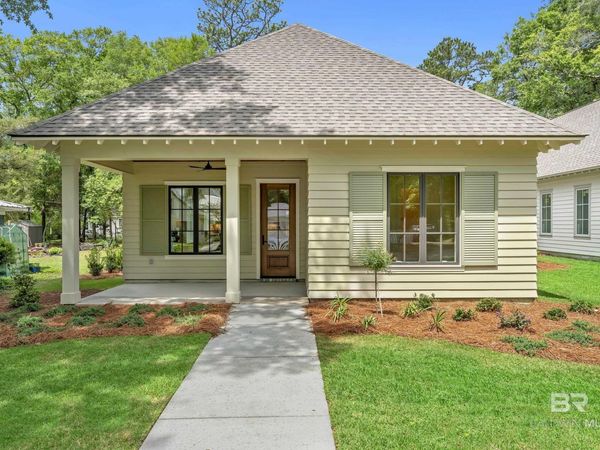410 Azalea Street, Unit 102, Fairhope, AL 36532
