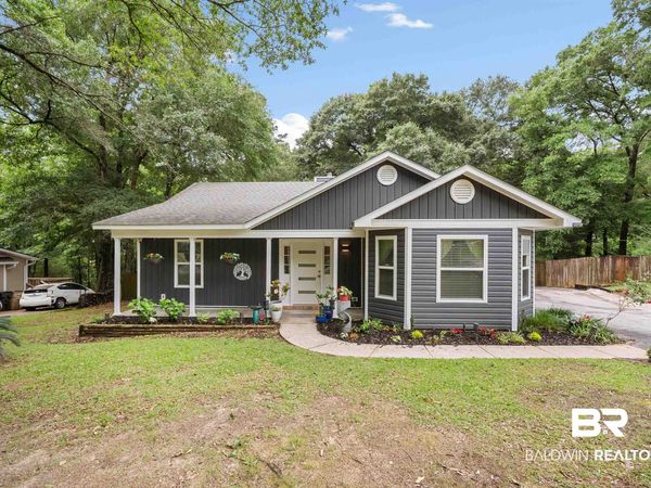8231 Pinebough Avenue, Mobile, AL 36695