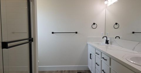 201 Cleek Court, Yerington, NV 89447 Photo