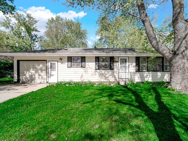 37606 N Geraghty Avenue , Beach Park, IL 60087