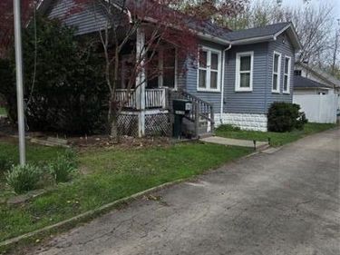 16130 Five Points Street, Detroit, MI 48240