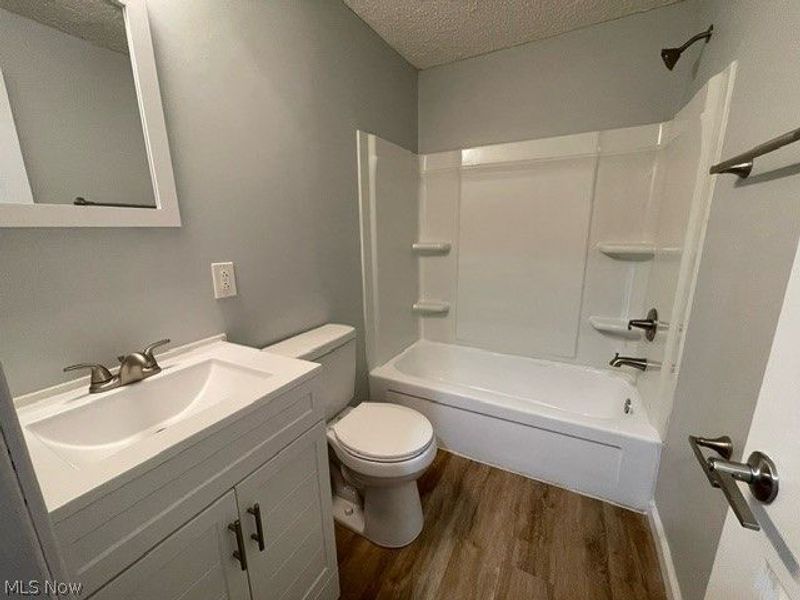 1935 Brookside Drive, Unit 105, Wooster, OH 44691 Photo 8