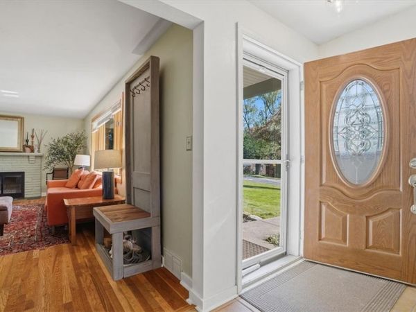 333 Forestwood Dr , Gibsonia, PA 15044