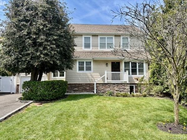 285 Broadway Greenlawn , Huntington, NY 11743