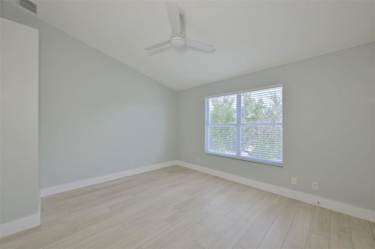 671 Vallance Way Ne, Saint Petersburg, FL 33716 Photo