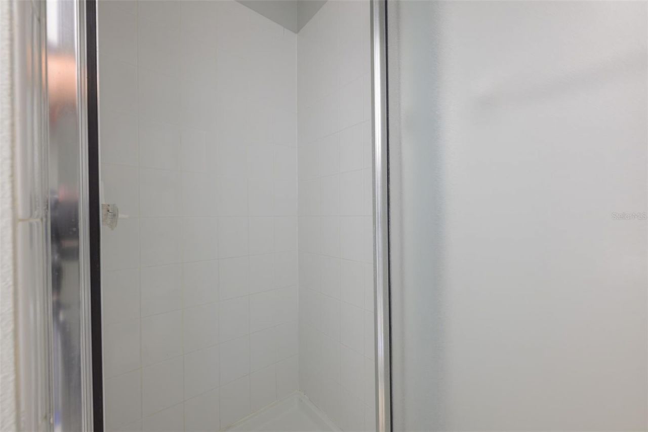 671 Vallance Way Ne, Saint Petersburg, FL 33716 Photo