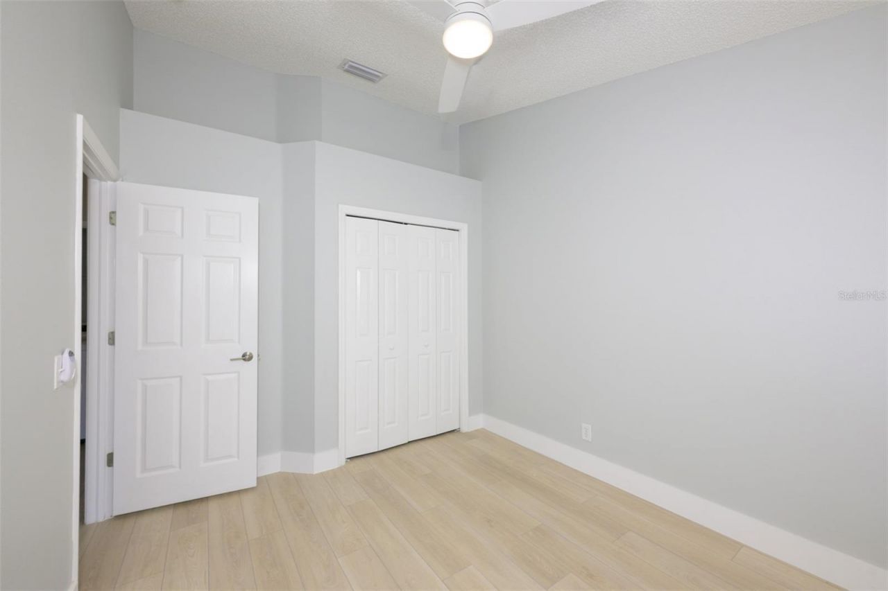 671 Vallance Way Ne, Saint Petersburg, FL 33716 Photo
