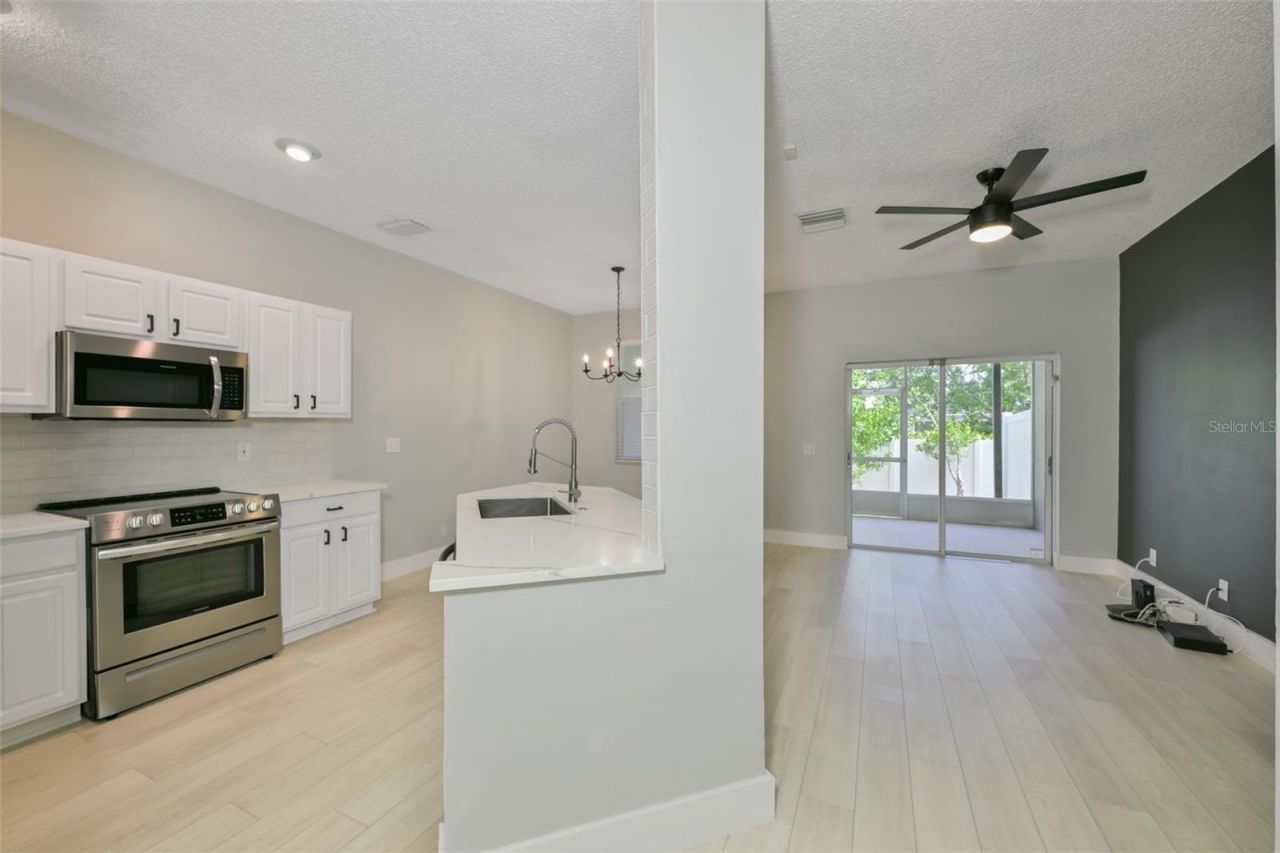 671 Vallance Way Ne, Saint Petersburg, FL 33716 Photo