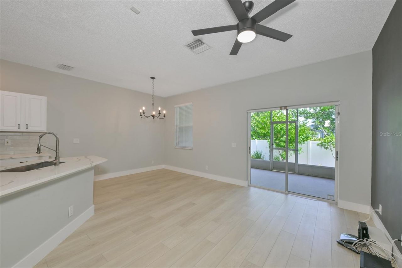 671 Vallance Way Ne, Saint Petersburg, FL 33716 Photo