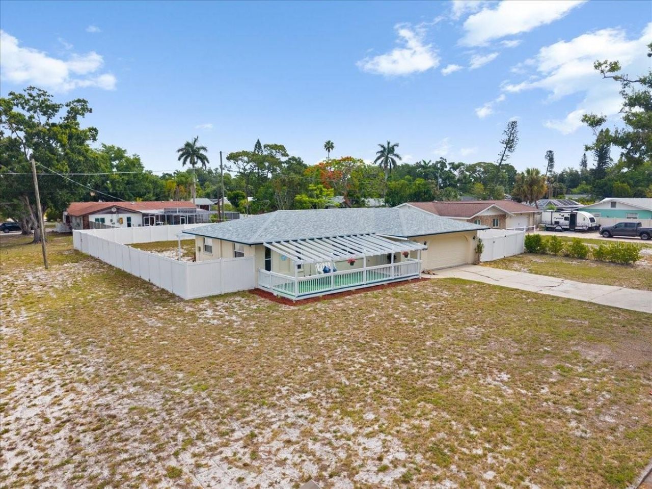 7816 3rd Avenue W, Bradenton, FL 34209 Photo