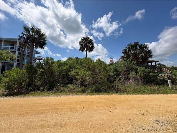16 OCEANSIDE DRIVE , PALM COAST, FL 32137