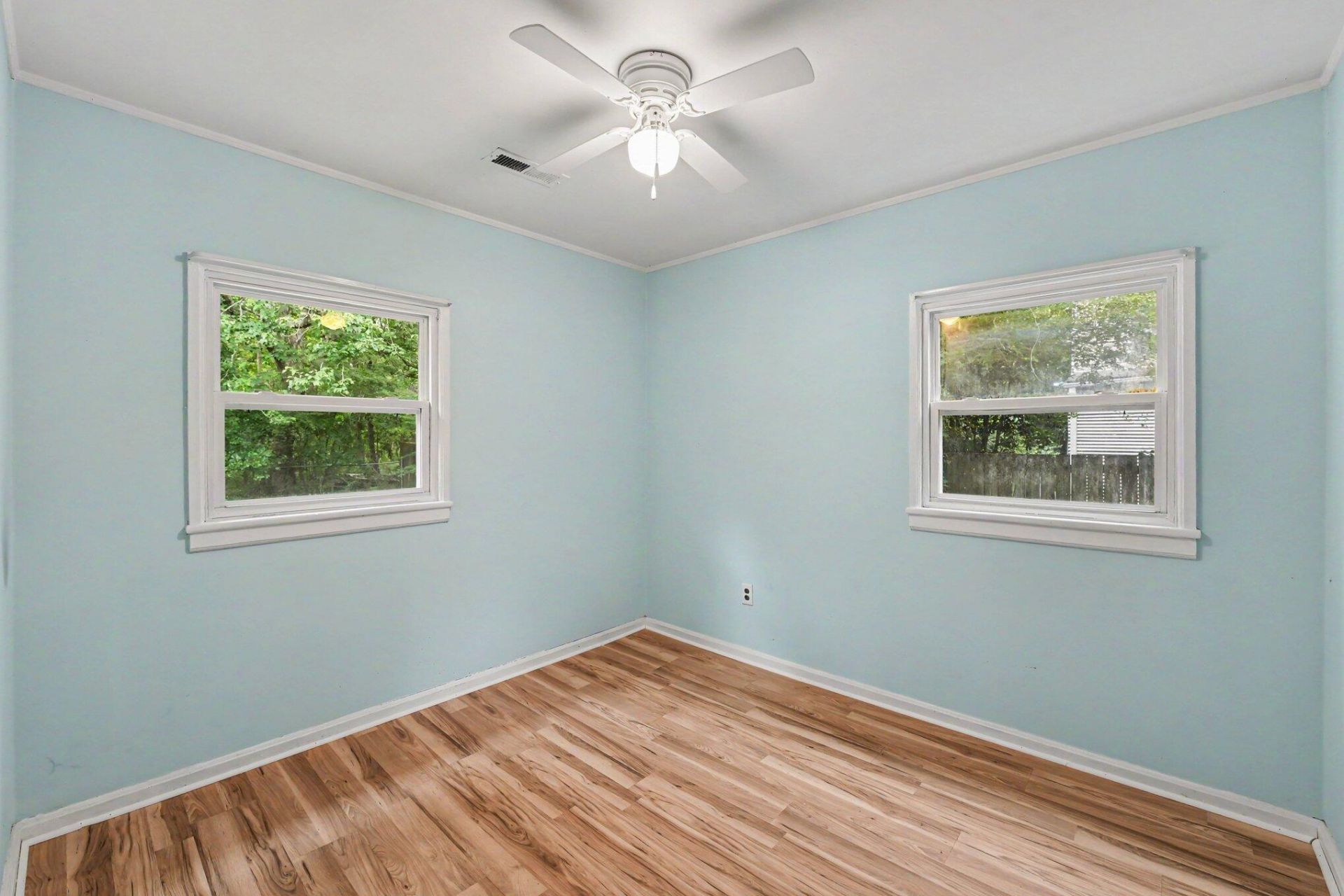 1840 Grover Drive Photo 10