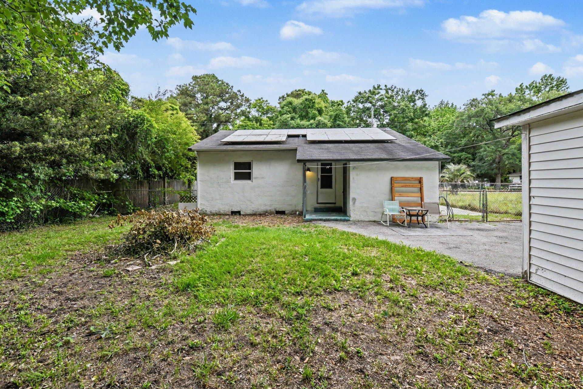 1840 Grover Drive Photo 27