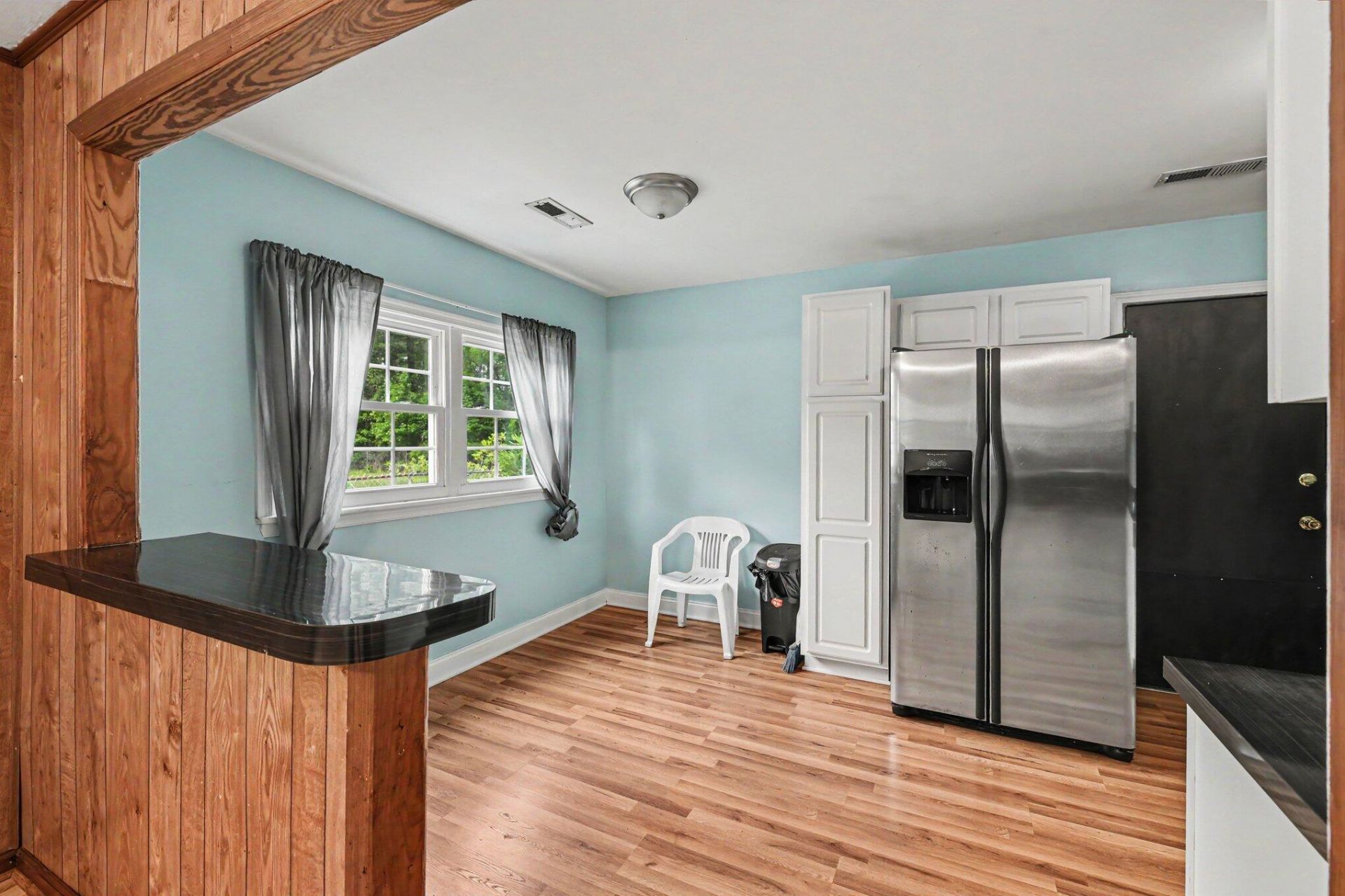 1840 Grover Drive Photo 7
