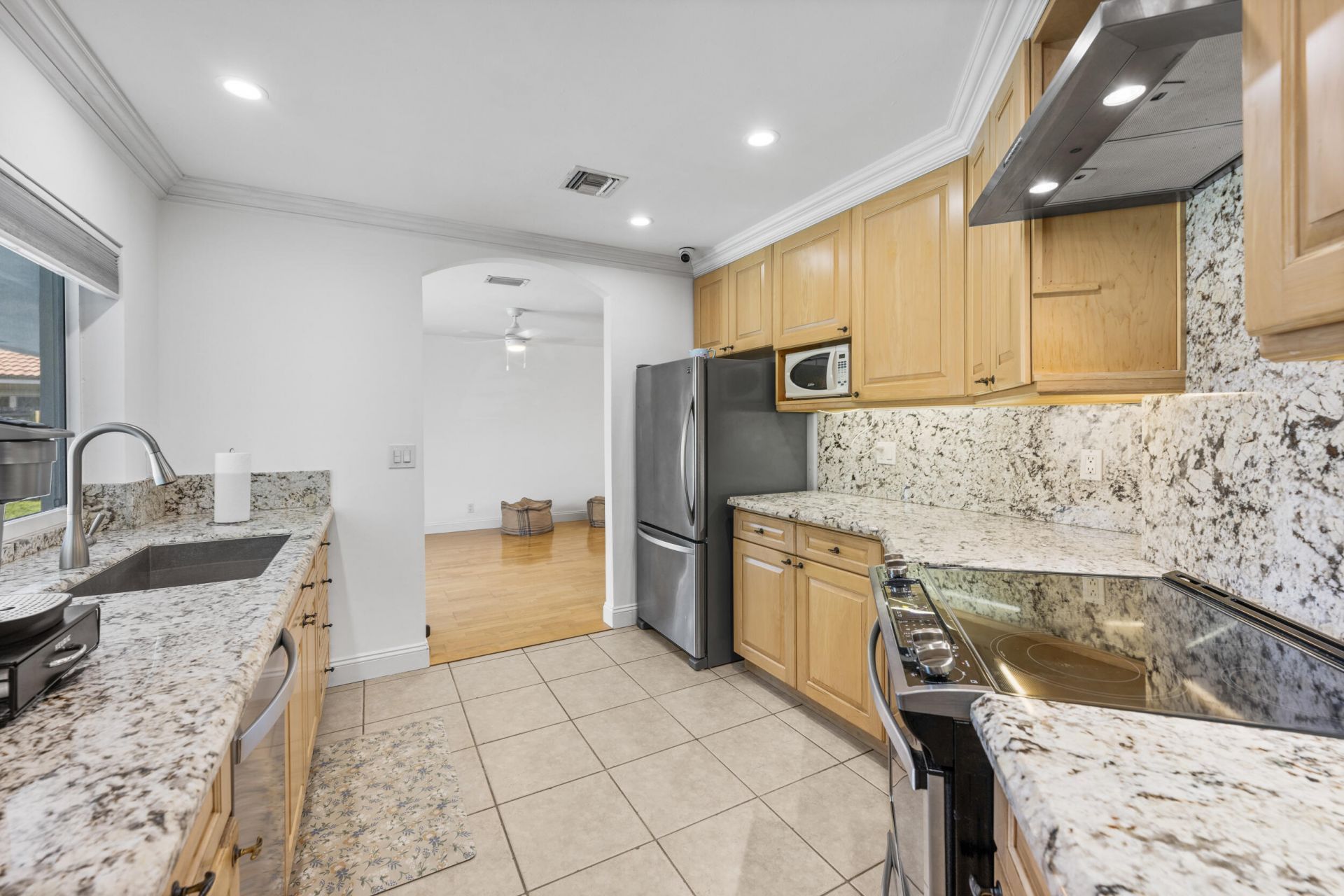 1051 NW 9th Street, Boca Raton, FL 33486 Photo