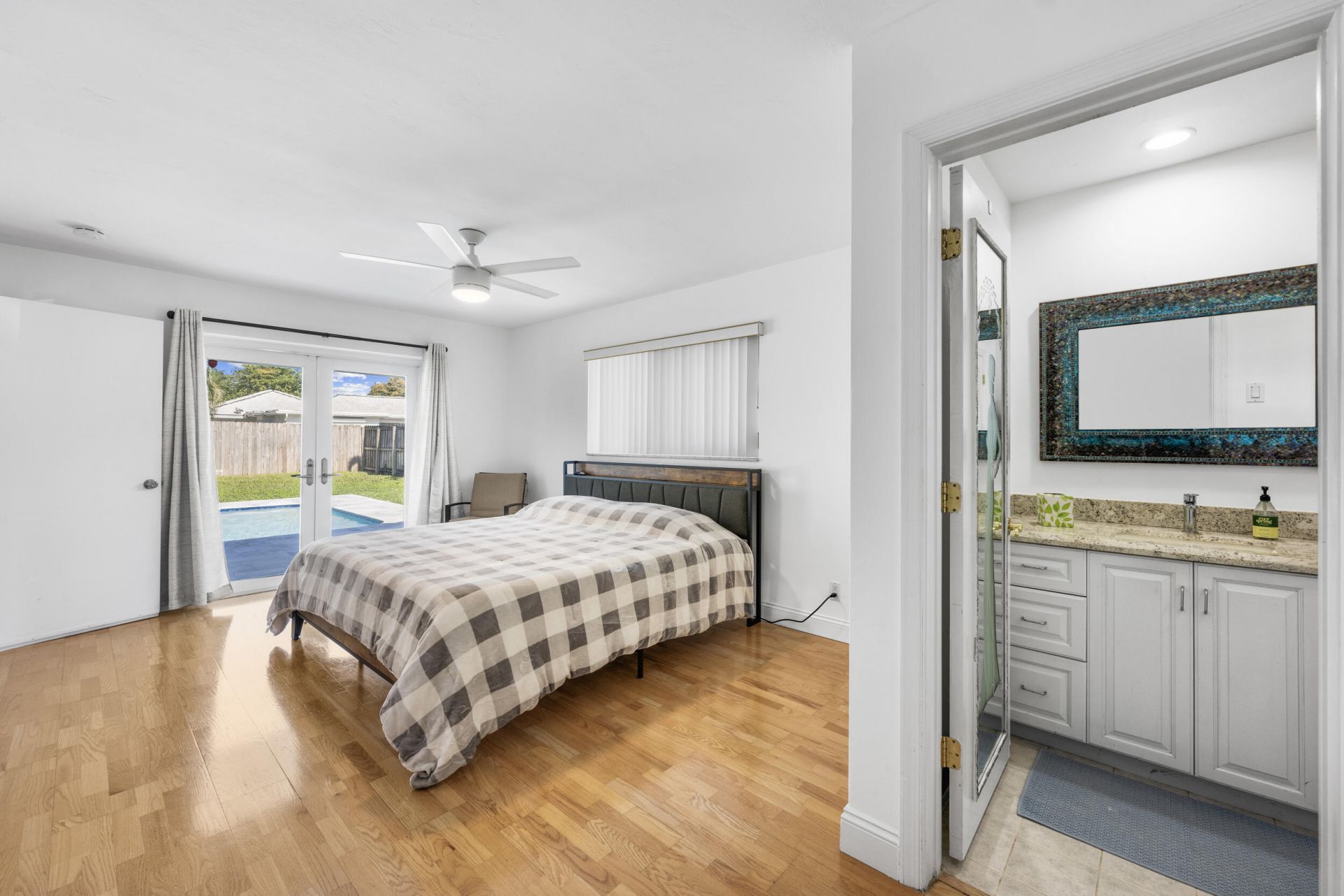1051 NW 9th Street, Boca Raton, FL 33486 Photo