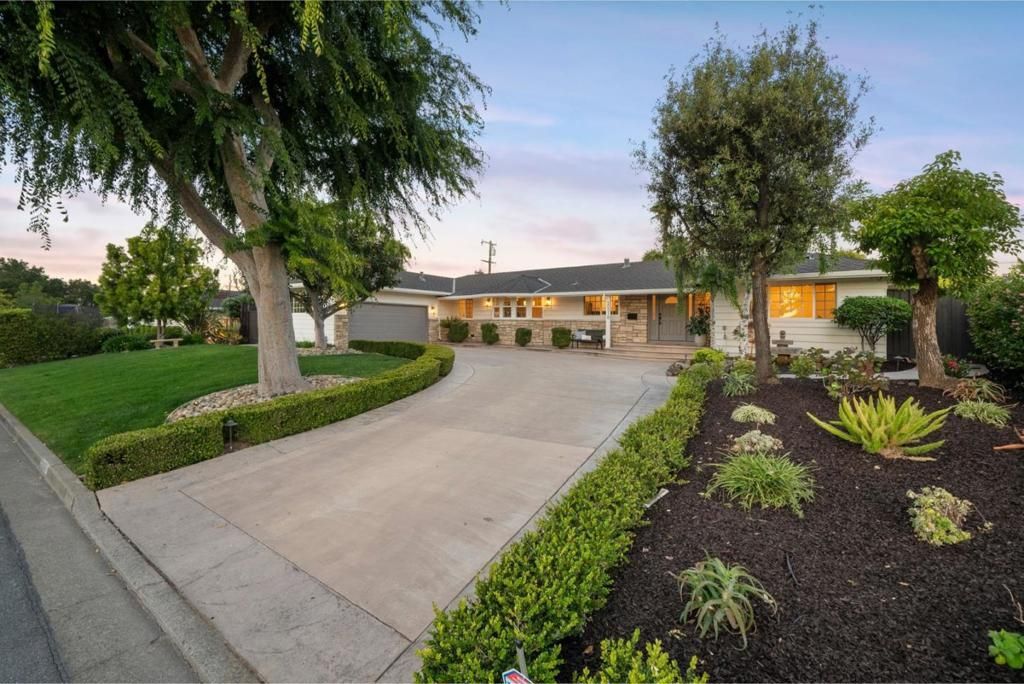 20318 Miljevich Drive, Saratoga, CA 95070 Main Photo