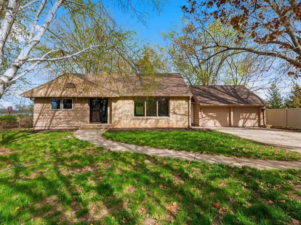 1223 GUNS STREET, Green Bay, WI 54311