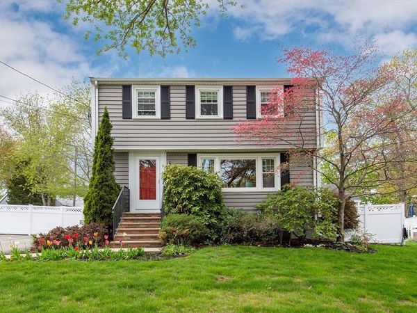 15 Palmer Rd, Beverly, MA 01915
