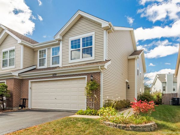 1439 Derby Lane , Mundelein, IL 60060