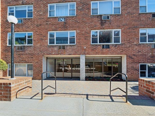101 Lincoln Avenue , Unit 4h, Mineola, NY 11501