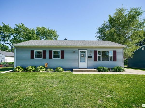 1020 LINCOLN Road, Marquette Heights, IL 61554