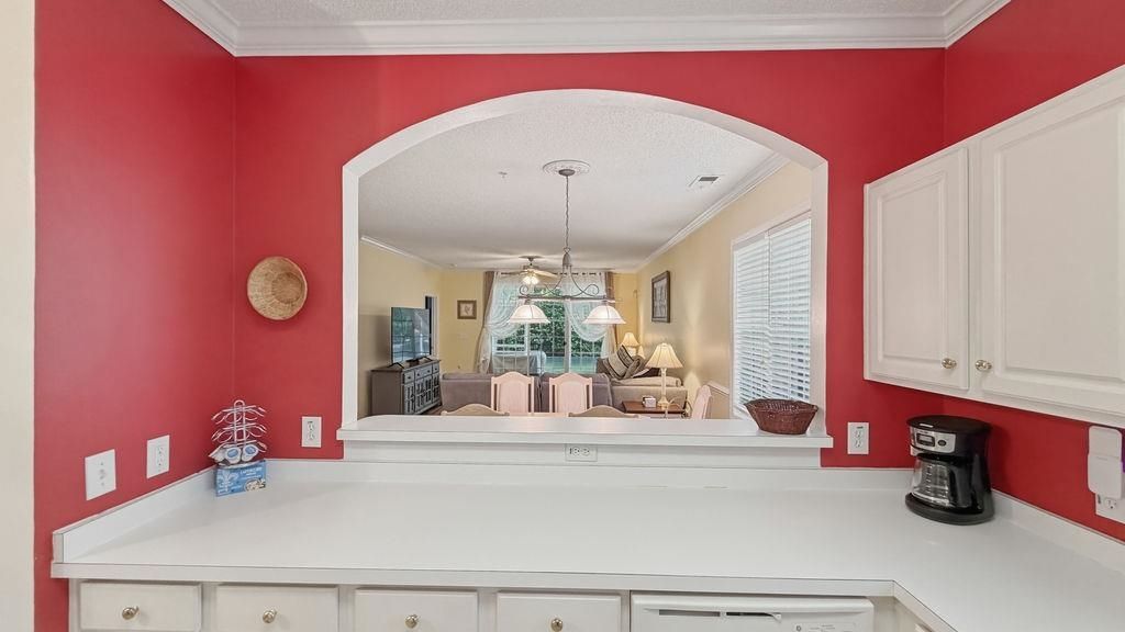 6015 Catalina Dr. Photo 5