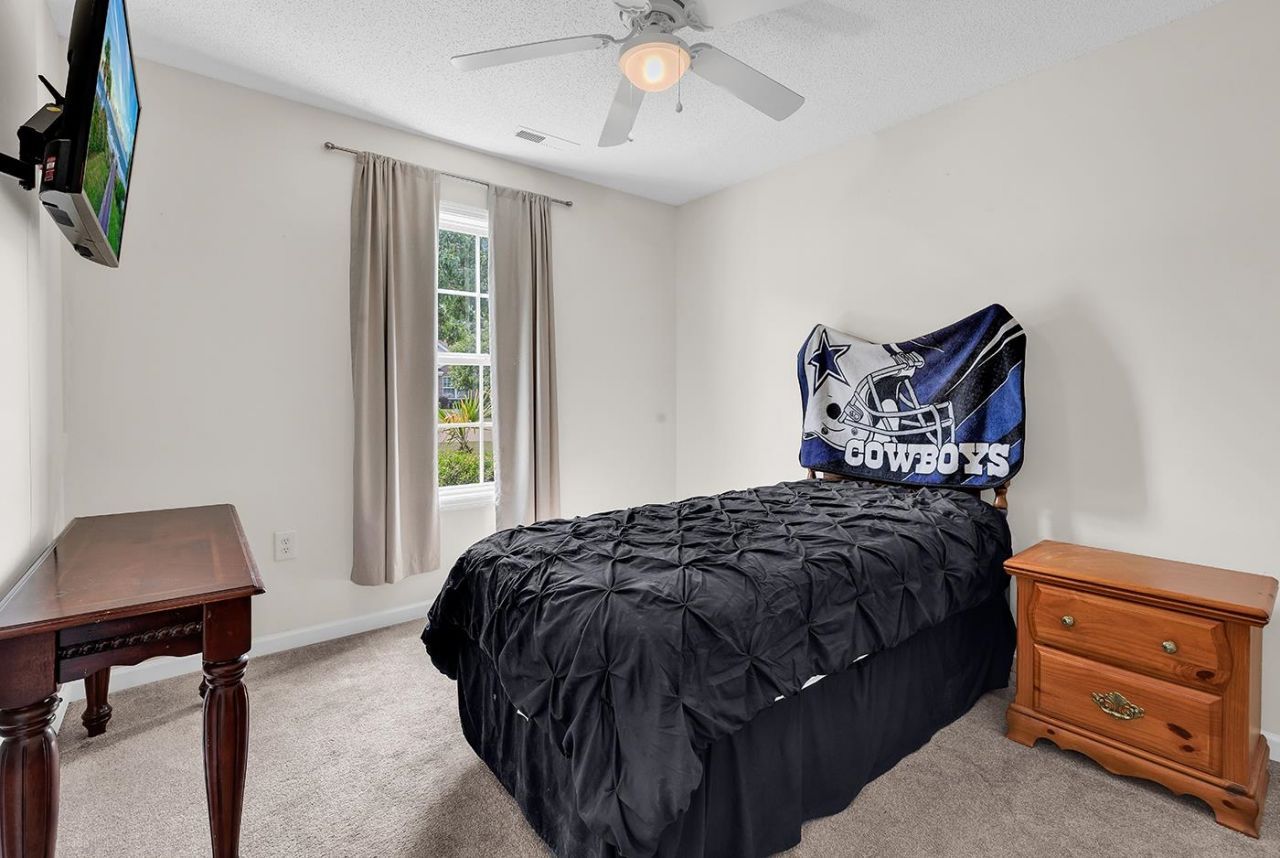 347 Harbour Reef Dr.  Photo 19