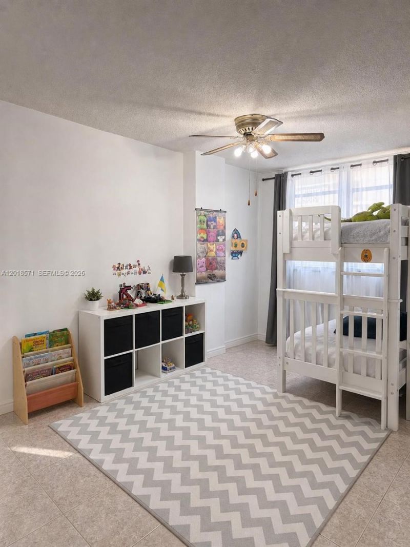 1833 S Ocean Dr , Unit 805, Hallandale Beach, FL 33009 Photo