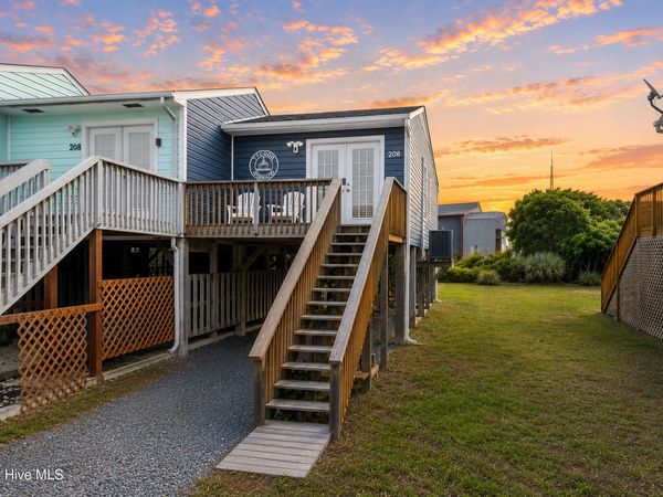 206 Sand Piper Drive , North Topsail Beach, NC 28460