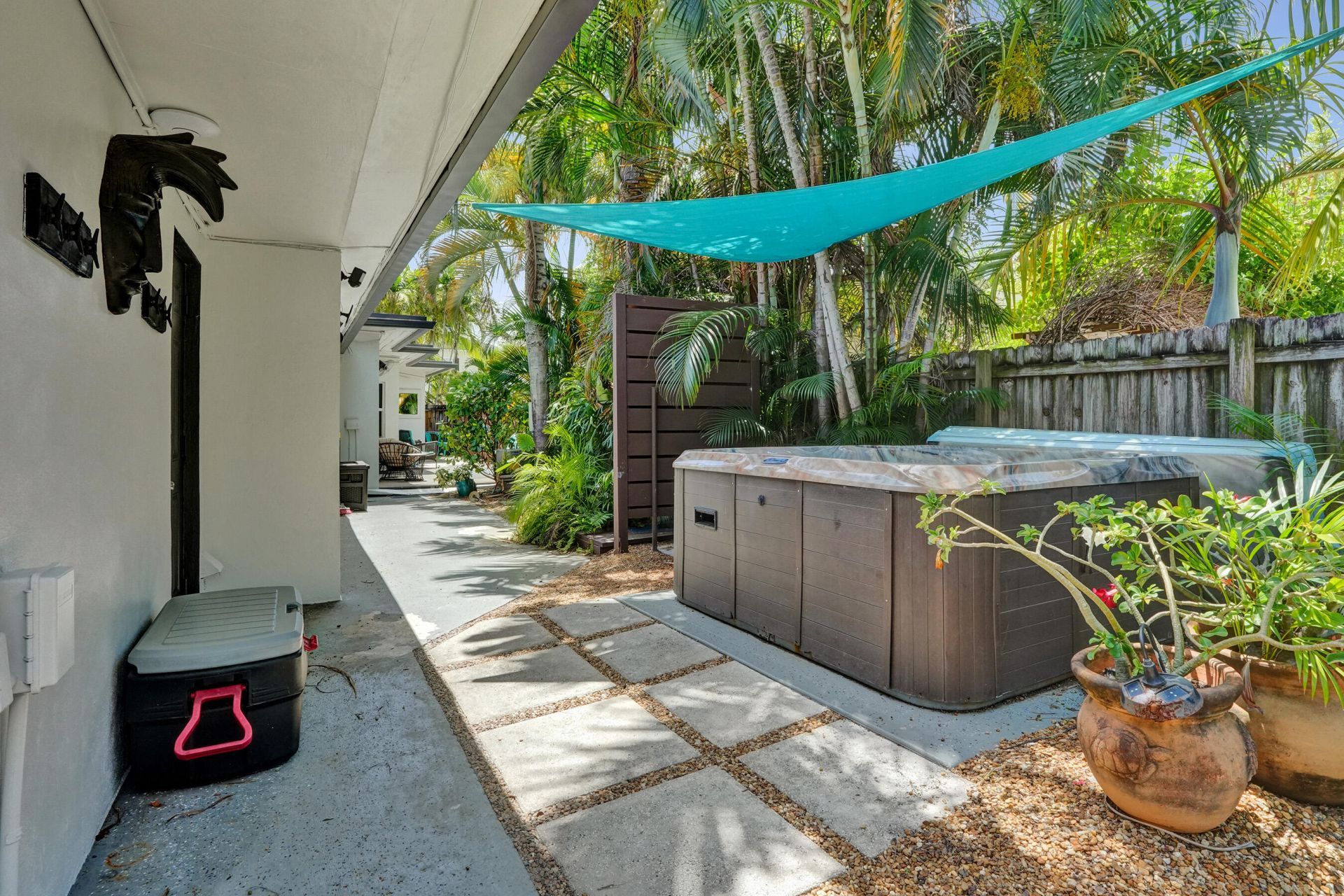 1145 NE 17th Way, Unit 1-2, Fort Lauderdale, FL 33304 Photo