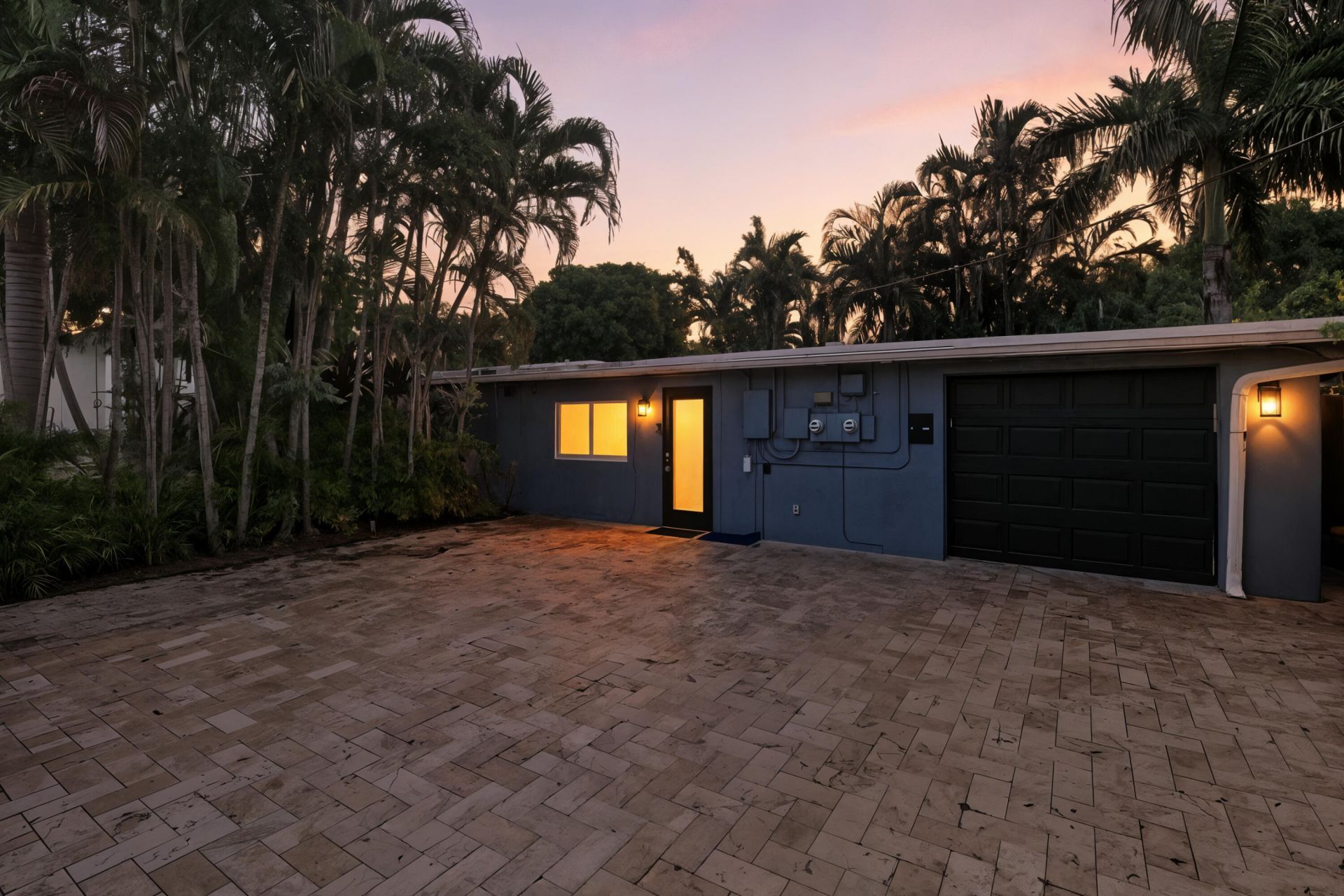 1145 NE 17th Way, Unit 1-2, Fort Lauderdale, FL 33304 Photo