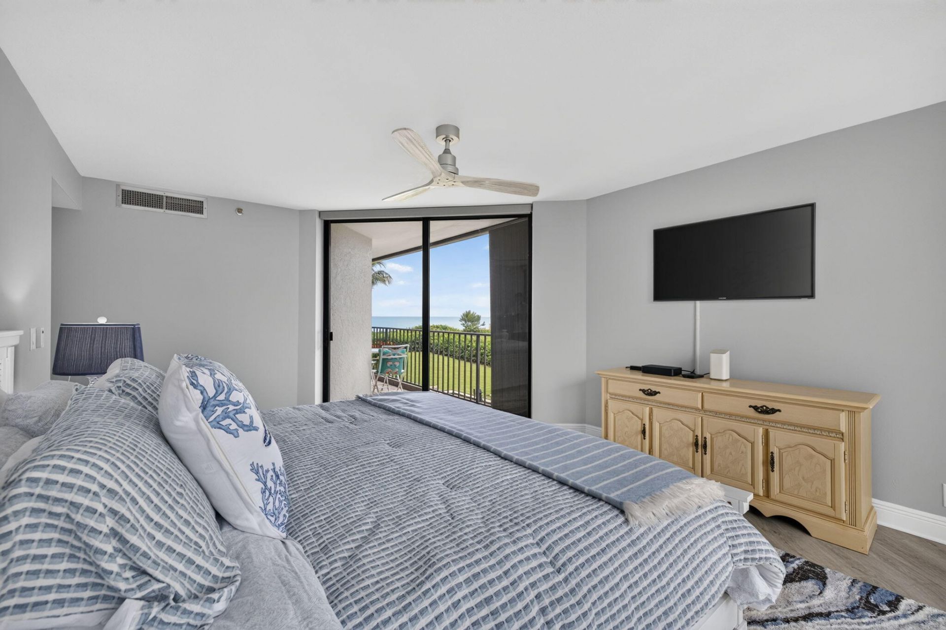 9650 S Ocean Drive, Unit 210, Jensen Beach, FL 34957 Photo