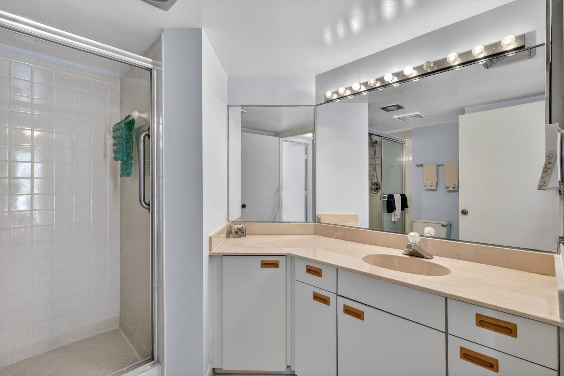 9650 S Ocean Drive, Unit 210, Jensen Beach, FL 34957 Photo