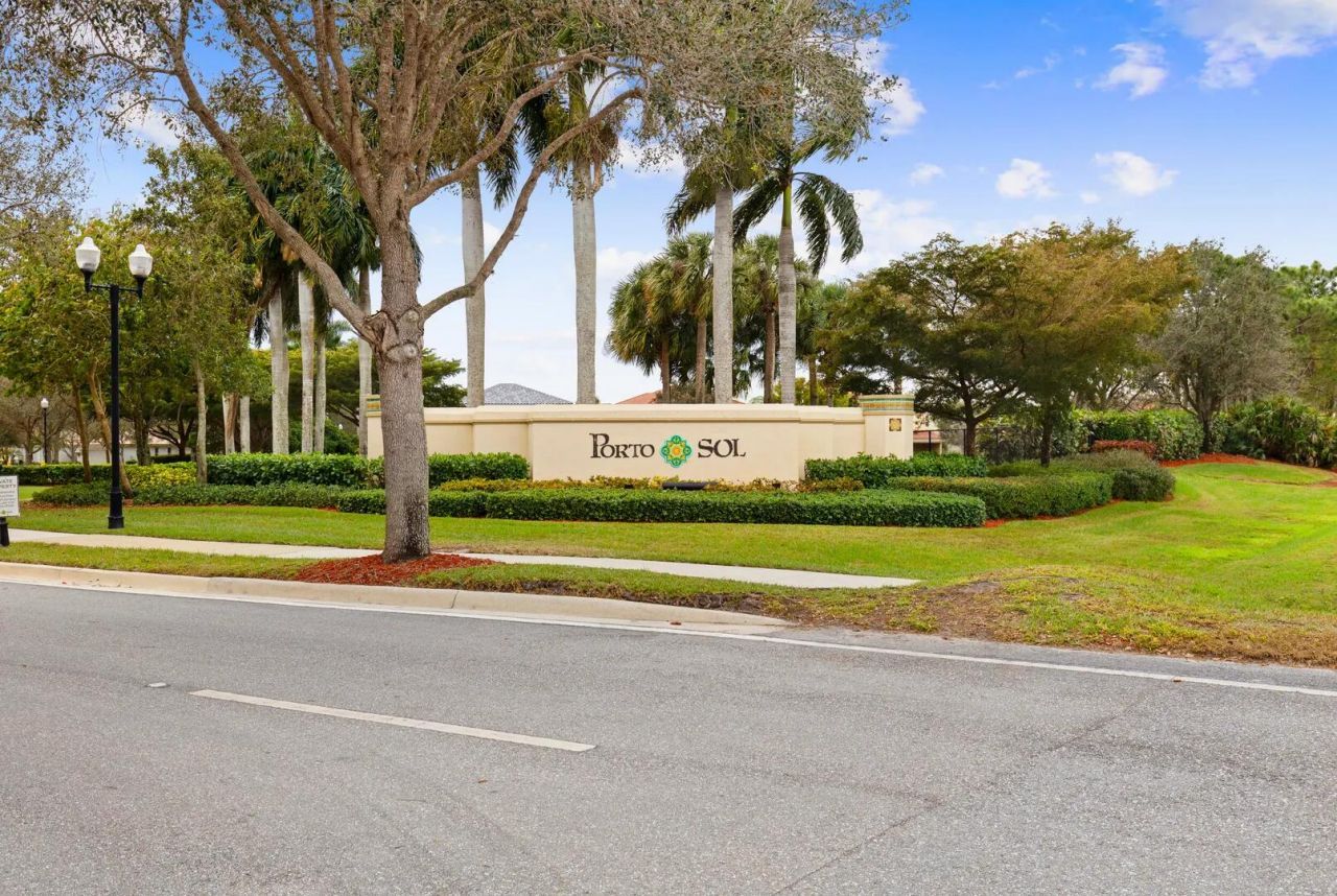 3001 Strada Court, Royal Palm Beach, FL 33411 Photo